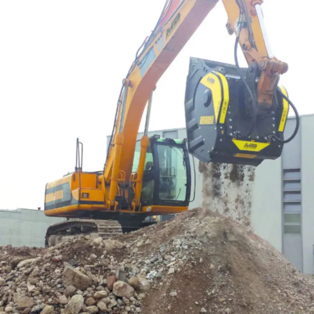 Cupe de concasare Constructii BF 80.3 S4 -- excavator 19 - 29 t.