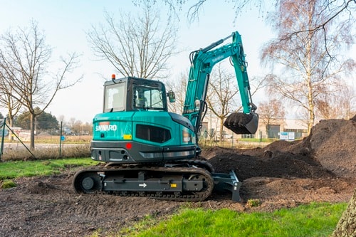 Midiexcavator SUNWARD SWE 90 UF de vanzare