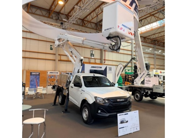Nacela Autosasiu Multitel MXE 130 Autosasiu ISUZU 4X4  de vanzare