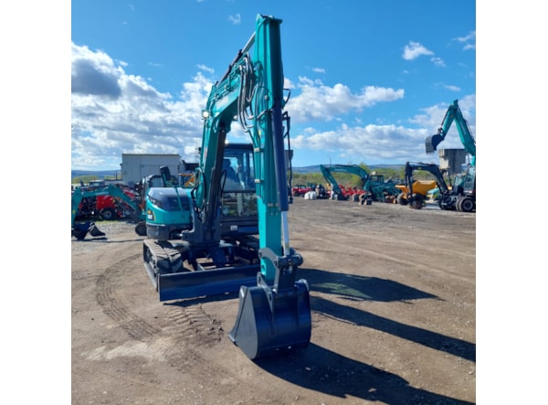 Midiexcavator SUNWARD SWE 90 UF DISPONIBIL INCHIRIERE  de vanzare