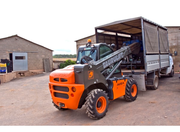Incarcator Telescopic Ausa T 204 H  de vanzare