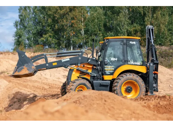 Buldoexcavator CUKUROVA 884 STAGE V de vanzare