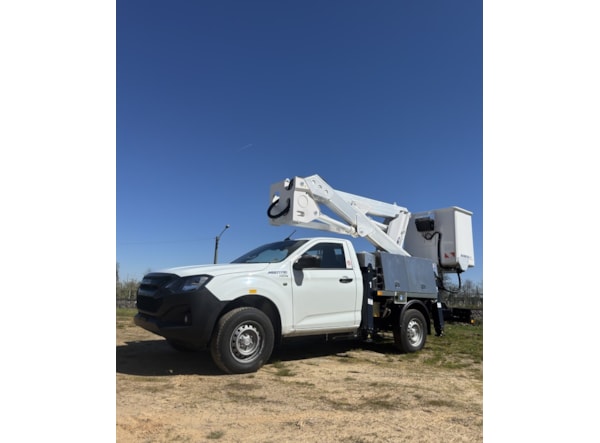 Nacela Autosasiu Multitel MXE 130 Autosasiu ISUZU 4X4  de vanzare