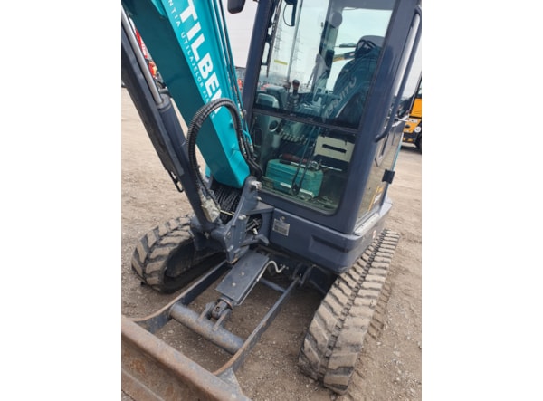 Miniexcavator SUNWARD 35UF de vanzare