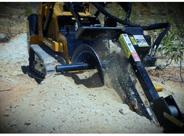 Trencher Digga Bigfoot BFT 900 - miniincarcator/miniexcavator 1,5 - 4,5 t. de vanzare