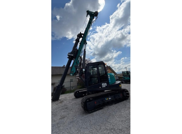 Instalatie de Foraj SUNWARD SWDM45S cu sistem de ridicare pe troliu de vanzare