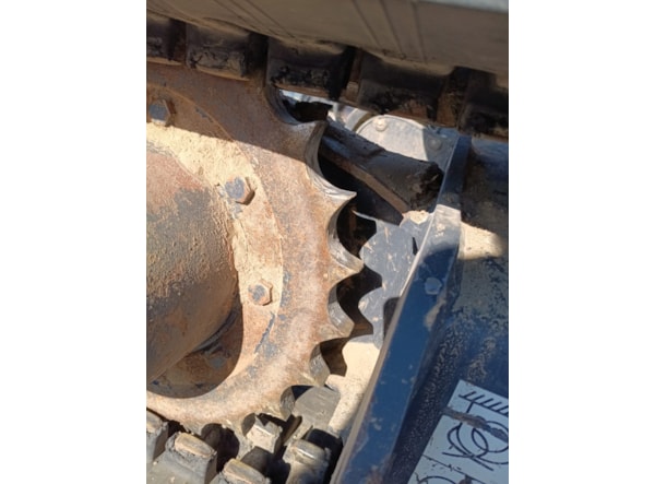 Miniexcavator SUNWARD 35UF  R DISPONIBIL PENTRU INCHIRIERE de vanzare