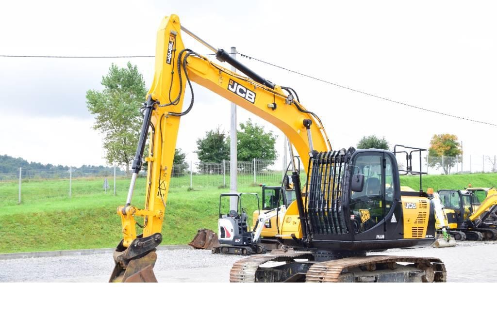 Excavatoare Senile JS131LC