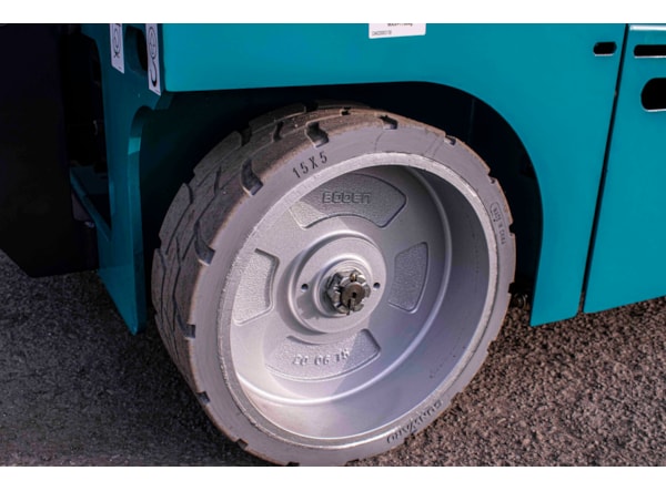 Nacela Foarfeca SUNWARD SWSL1212DC / 12m  de vanzare