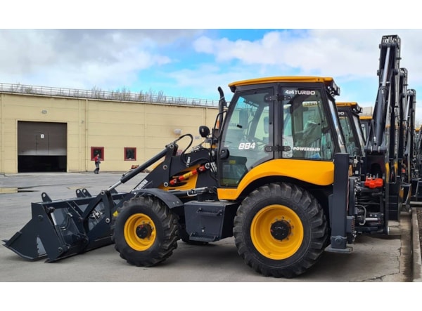 Buldoexcavator CUKUROVA 884 STAGE V de vanzare