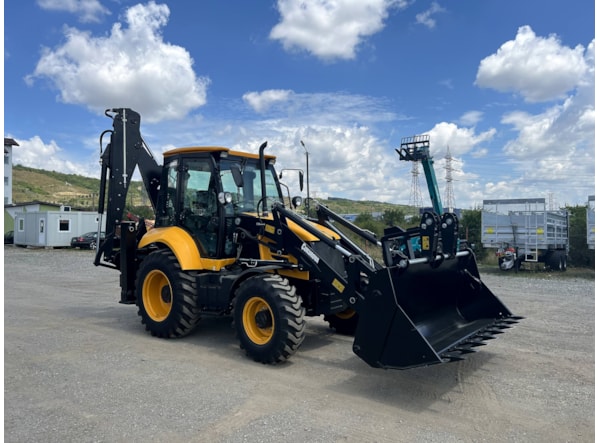 Buldoexcavator CUKUROVA 884 STAGE V de vanzare