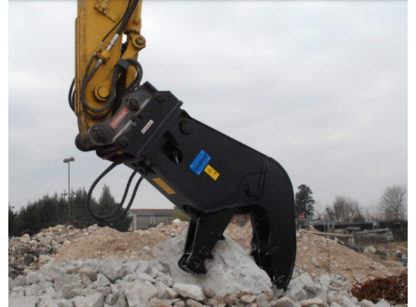 Pulverizatoare Szolmet P240 - Excavator 20 - 28 t. de vanzare