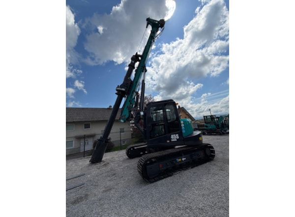 Instalatie de Foraj SUNWARD SWDM45S cu sistem de ridicare pe troliu de vanzare