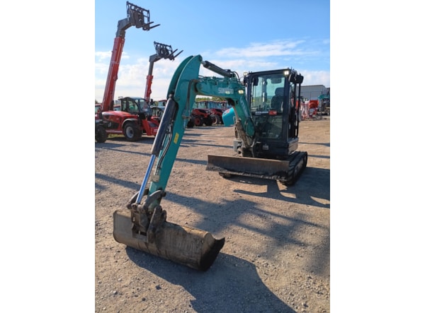 Miniexcavator SUNWARD 35UF  R DISPONIBIL PENTRU INCHIRIERE de vanzare