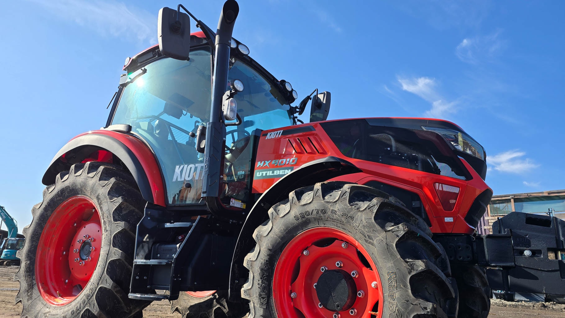 Tractoare HX9010