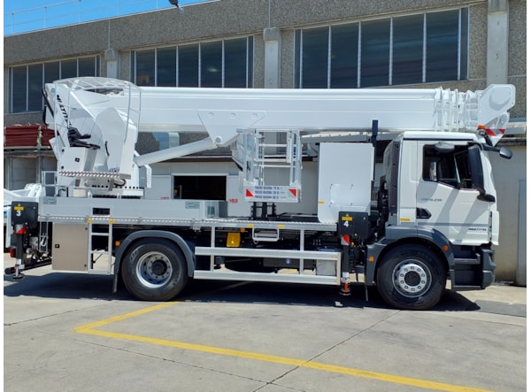 Nacela Autosasiu Multitel MJ 375 - Autosasiu MAN 4 x 4  de vanzare