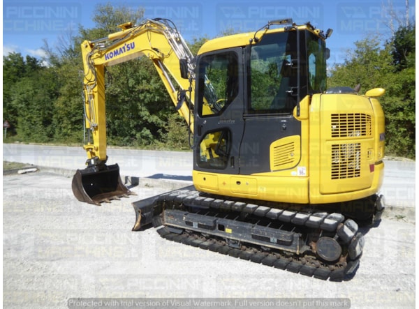 Excavator senile Komatsu PC88MR-11 de vanzare