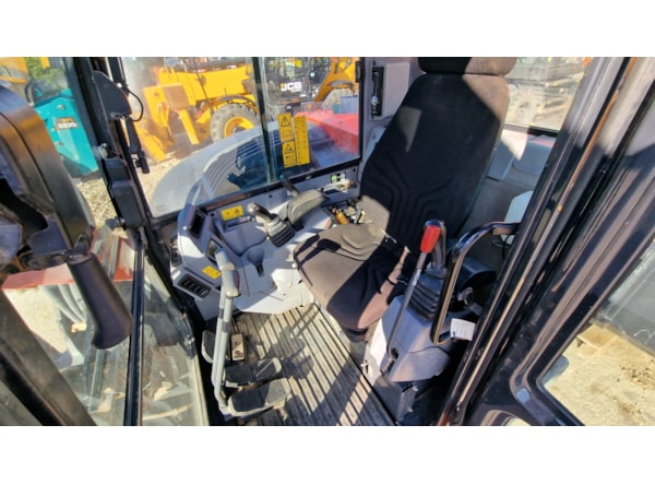 Midiexcavator Kubota KX080 de vanzare