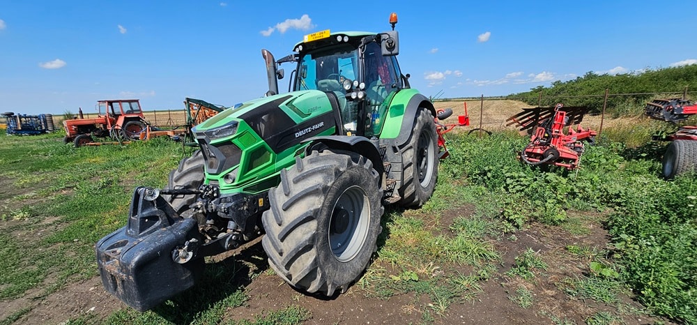 Tractoare 250 - 59.900 EURO FERMA