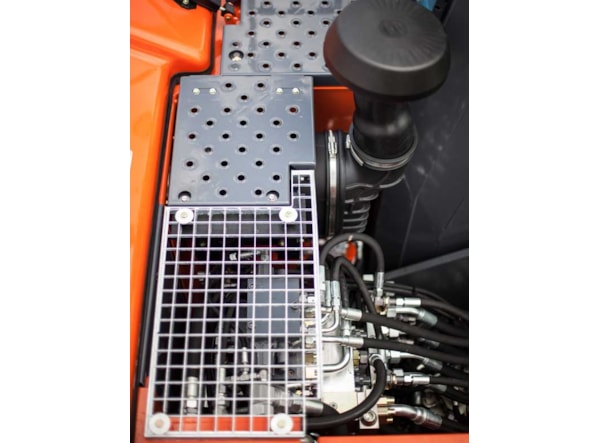 Excavator pe roti Atlas 180 WSR Cabina nu depaseste latimea senilelor+Lama de vanzare
