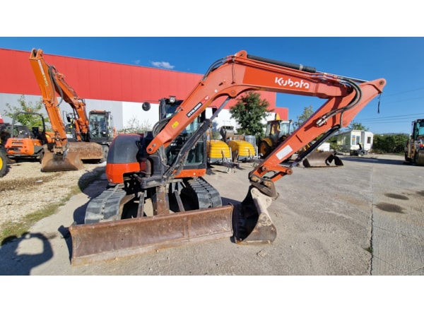 Midiexcavator Kubota KX080 de vanzare