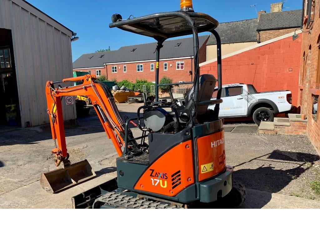 Miniexcavator Hitachi ZX 17 U De Vanzare 259202 UTILBEN