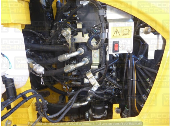 Excavator senile Komatsu PC88MR-11 de vanzare