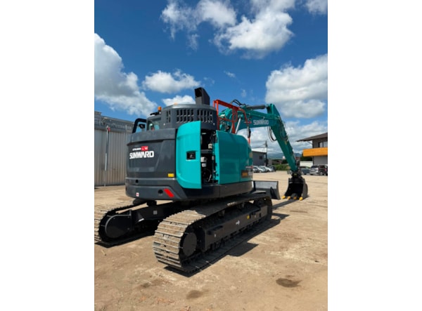 Excavator senile SUNWARD SWE 155 UF + PICON GRATUIT de vanzare