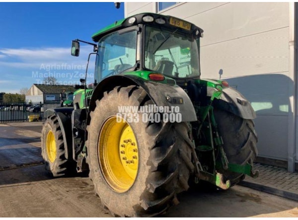 Tractor John Deere 6215R de vanzare