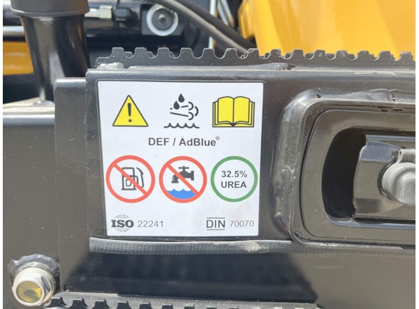 Buldoexcavator CUKUROVA 884 STAGE V de vanzare
