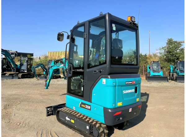 Miniexcavator SUNWARD SWE 20F-1  de vanzare