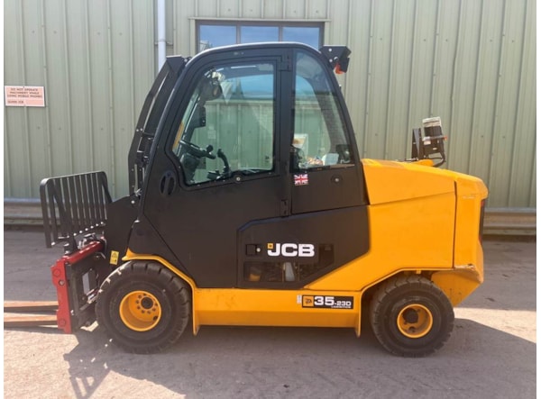 Stivuitor Telescopic JCB TLT35-23D-2WD de vanzare