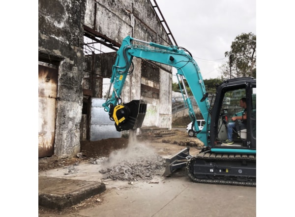Cupa de concasare constructii MB Crusher MB-C50 S4 -- excavatoare  6 - 10 t. de vanzare
