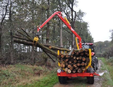 Remorca Forestiera RABAUD XYLOTRAIL 15 + macara XYLOGRUE 6.75 -- Tractor 120 - 180 Cp --  de vanzare