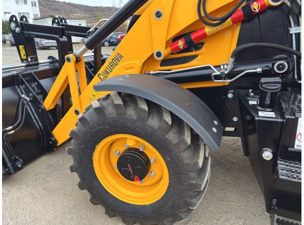 Buldoexcavator CUKUROVA 885 STAGE V Echipare Pro de vanzare
