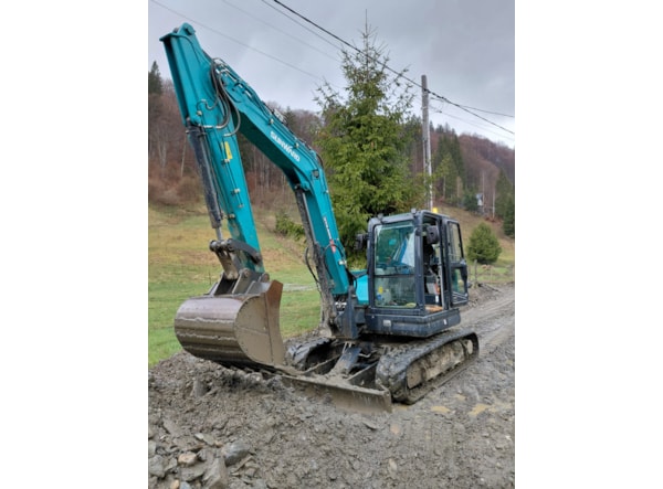 Midiexcavator SUNWARD  90UF de vanzare