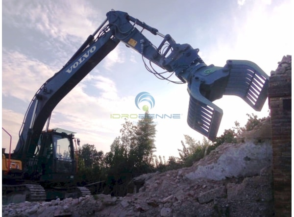 Idrobenne Graifer cu 2 palete  DG 160 + GRI - excavator 12-16 t. de vanzare