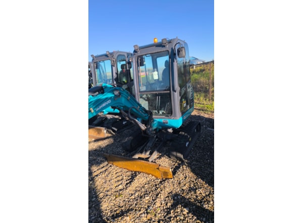 Miniexcavator SUNWARD SWE 20F  de vanzare