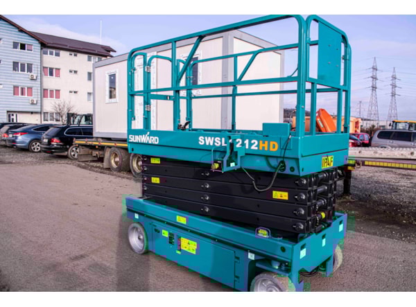 Nacela Foarfeca SUNWARD SWSL1212DC / 12m  de vanzare