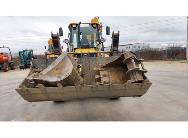 Buldoexcavator CUKUROVA 888 R de vanzare