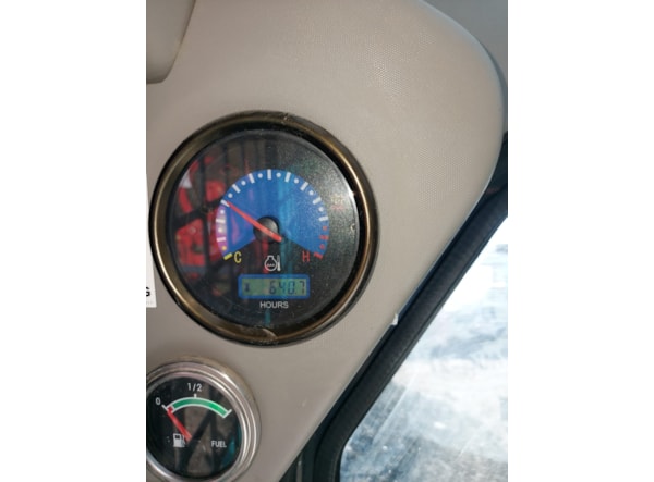 MiniIncarcator SUNWARD 3230 R DISPONIBIL PENTRU INCHIRIERE de vanzare