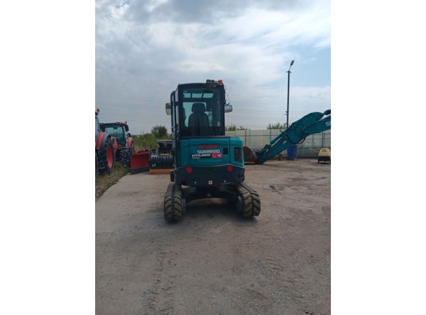 Miniexcavator SUNWARD 35UF  R DISPONIBIL PENTRU INCHIRIERE de vanzare