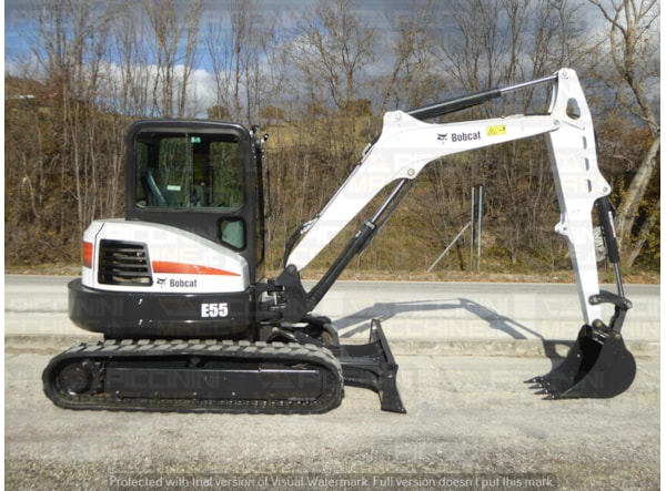 Miniexcavator Bobcat E55 de vanzare