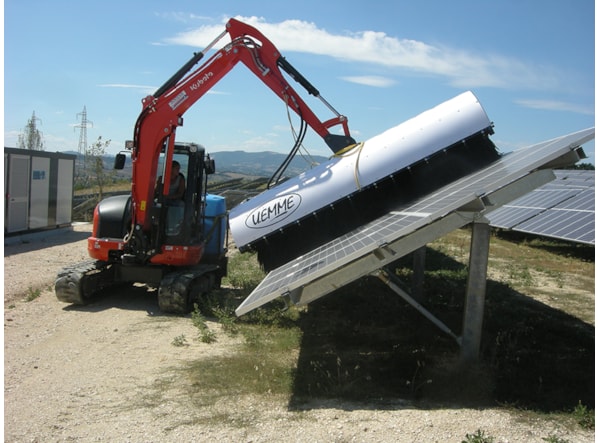  UEMME MANTA SOLAR  2100 - miniexcavatoare 5-7 t. de vanzare