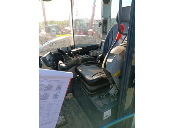 Miniexcavator SUNWARD 35UF  R DISPONIBIL PENTRU INCHIRIERE de vanzare