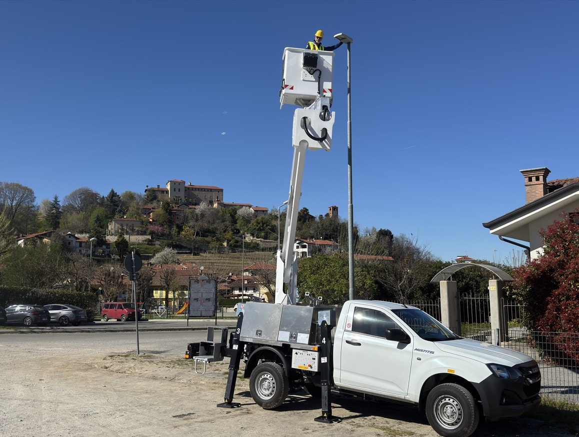 Nacela Autosasiu MXE 130 Autosasiu ISUZU 4X4 