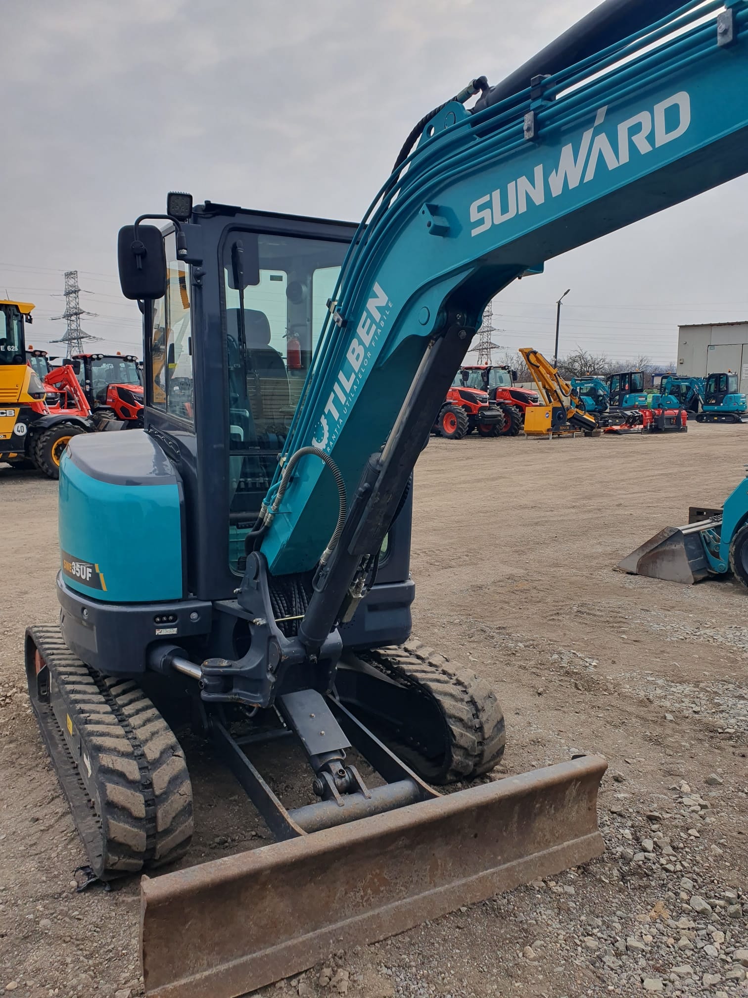 Miniexcavatoare 35UF