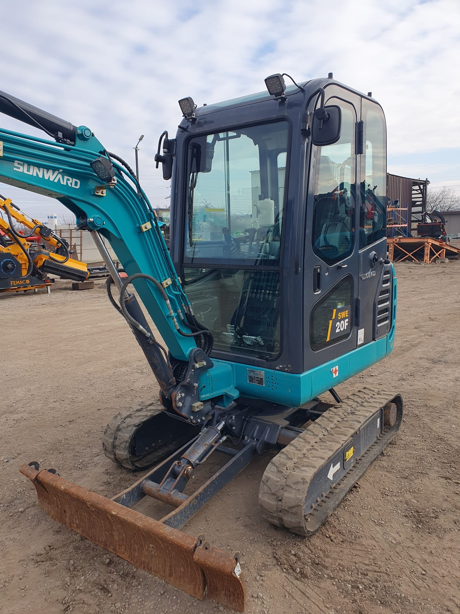 Miniexcavatoare SWE 20F 