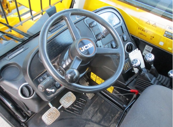 Stivuitor Telescopic JCB 540-140  de vanzare