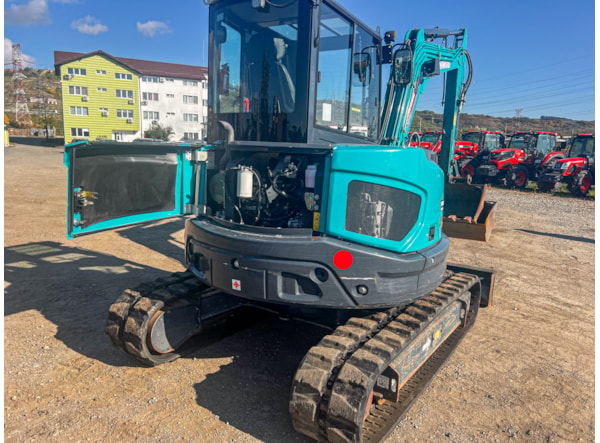 Midiexcavator SUNWARD 60 uf DISPONIBIL PENTRU INCHIRIERE de vanzare